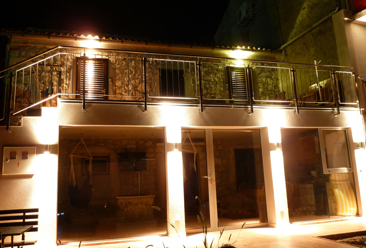 <p>Turmvilla nach der Renovierung</p> <p>Turmvilla nach der Renovierung</p>