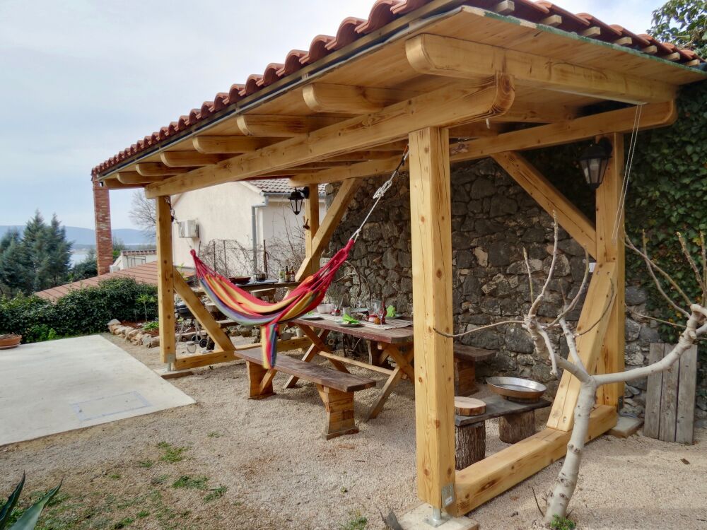 <p>stabile, schattige Pergola mit optionaler Hängematte</p> <p>stabile, schattige Pergola mit optionaler Hängematte</p>