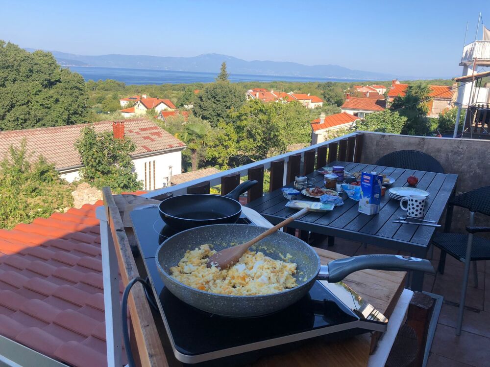 <p>Kochen mit Meerblick</p> <p>Kochen mit Meerblick</p>